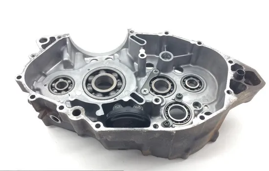 Engine Right Center Case 2004 Suzuki Quadsport Z400 LTZ400 2x4 1817