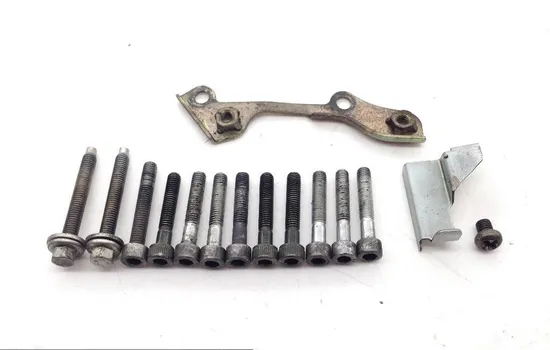 Engine Stator Generator Cover 2002 Yamaha YZF R6 1838A x