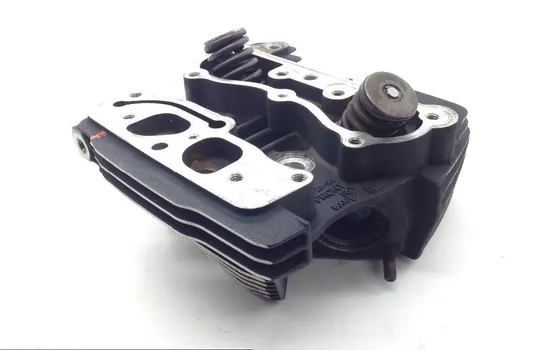 Front Rear Cylinder Head Set 2000 Harley Road King Classic EFI FLHRCI 1837 x