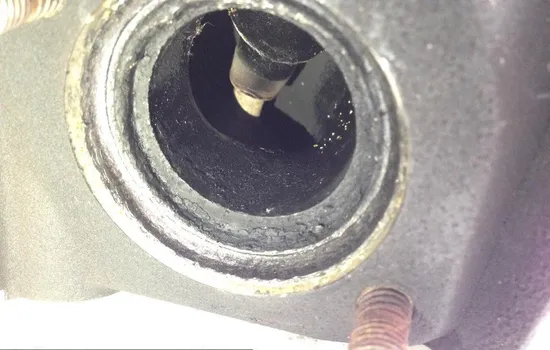 Front Rear Cylinder Head Set 2000 Harley Road King Classic EFI FLHRCI 1837 x