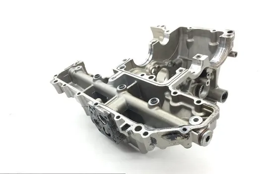 Upper Lower Center Cases Case 1998 Suzuki GSXR750 1815