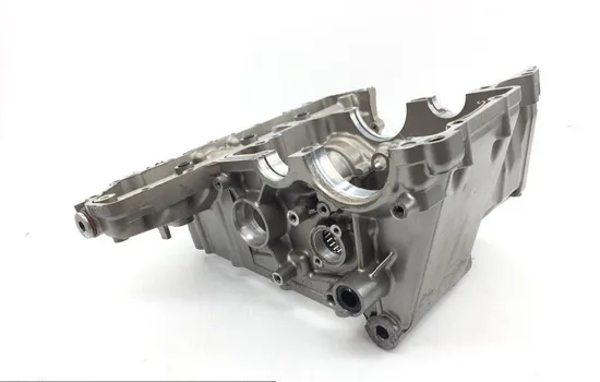 Upper Lower Center Cases Case 1998 Suzuki GSXR750 1815