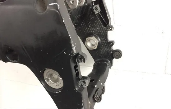 Main Frame Chassis 1998 Suzuki GSXR750 1815 x