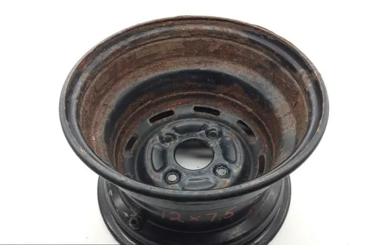 12 Rear Wheel B 2013 Yamaha Rhino 700 YXR700F 4x4 FI 1828A x