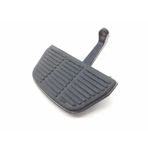 Right Passenger Floorboard 05 Harley Road King Classic EFI FLHRCI 1867 x 3