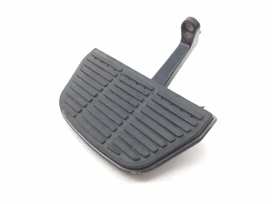 Right Passenger Floorboard 05 Harley Road King Classic EFI FLHRCI 1867 x