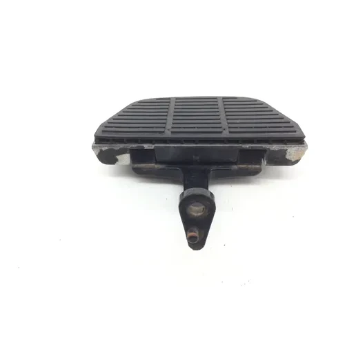 Right Passenger Floorboard 05 Harley Road King Classic EFI FLHRCI 1867 x 7