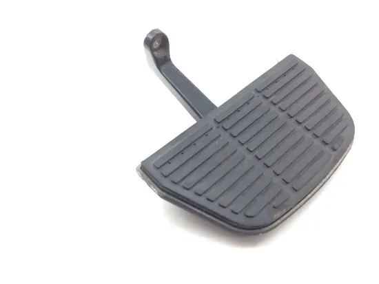 Right Passenger Floorboard 05 Harley Road King Classic EFI FLHRCI 1867 x