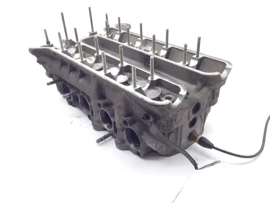 Engine Cylinder Head Complete W Valves 1999 BMW K1200LT 1849 x