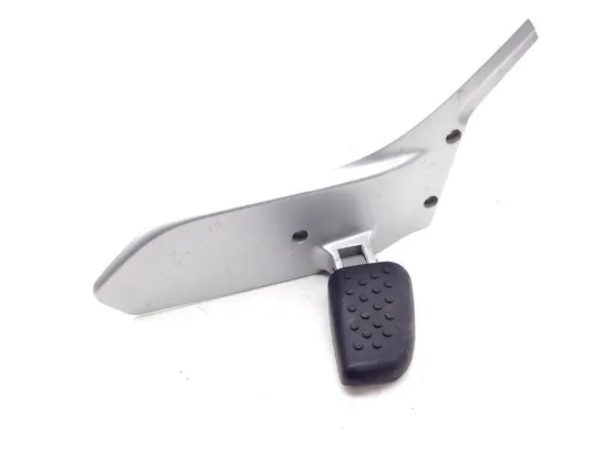 Right Rear Back Passenger Peg Bracket Side 1999 BMW K1200LT 1849