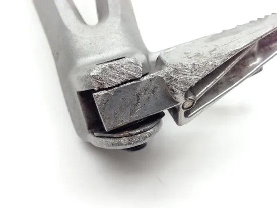 Left Rear Back Passenger Peg Bracket Side 2008 Suzuki GSXR600 1880 x