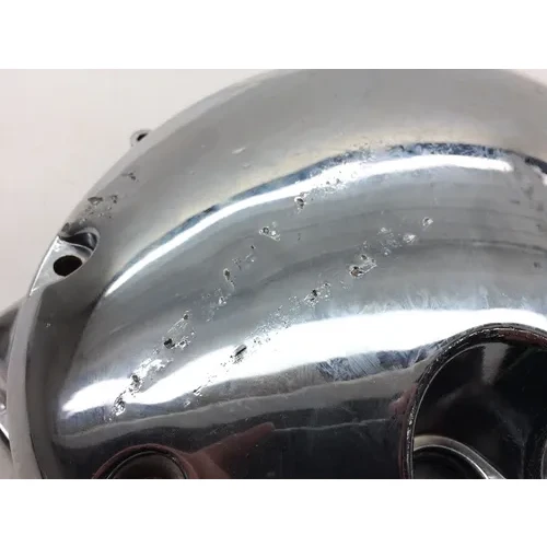 Engine Clutch Cover 2005 Suzuki Boulevard C50T 1882 x 9