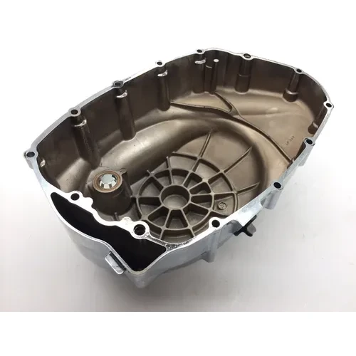 Engine Clutch Cover 2005 Suzuki Boulevard C50T 1882 x 20