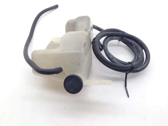 Engine Radiator Overflow Tank 2005 Suzuki Boulevard C50T 1882