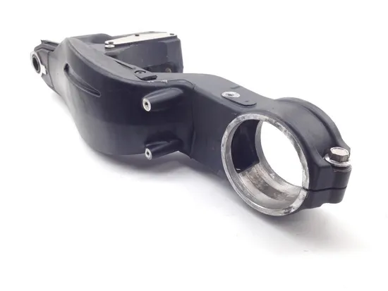 Swing Arm Swingarm 2007 Triumph Speed Triple 1806 x
