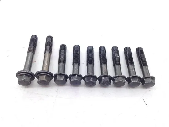 Engine Clutch Cover 2004 Suzuki GSXR750 1897 x