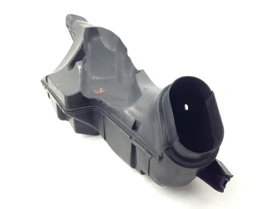 Left Right Ram Air Intake Duct Tubes 2007 Suzuki GSXR750 1928