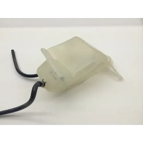 Engine Radiator Overflow Tank 2013 Suzuki Boulevard C50 1947 x 5