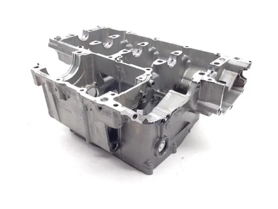 Upper Lower Center Cases Case 2000 Yamaha YZF R1 1950A