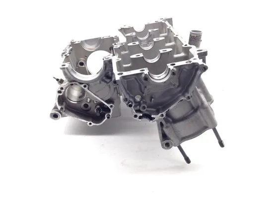 Upper Lower Center Cases Case 2000 Yamaha YZF R1 1950A