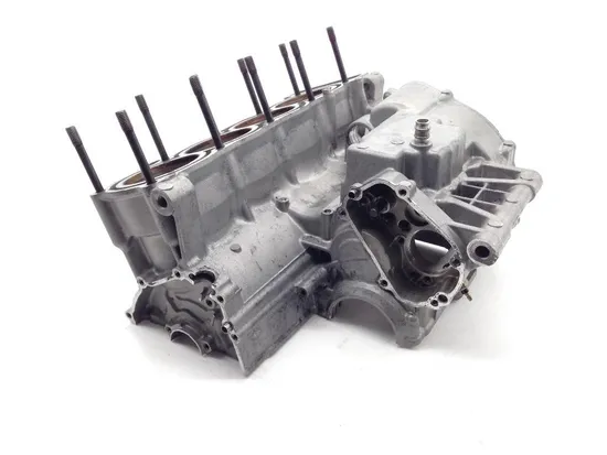 Upper Lower Center Cases Case 2000 Yamaha YZF R1 1950A