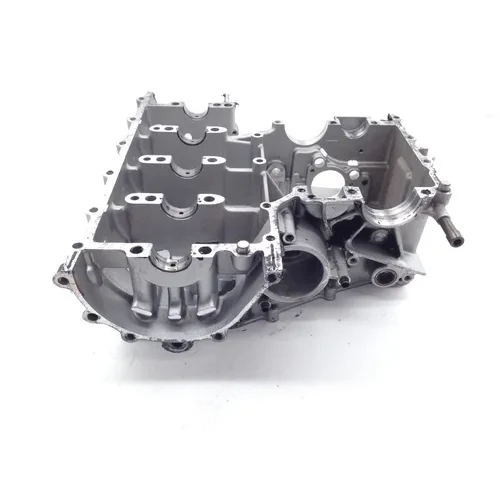 Upper Lower Center Cases Case 2000 Kawasaki Ninja ZX6R ZX600J 1959 x 9