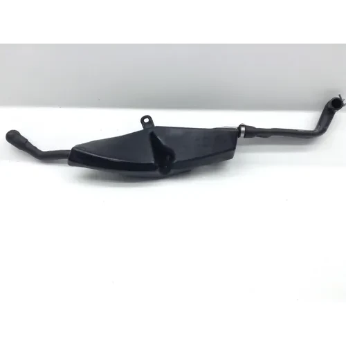 Oil Vent Box 2006 Ducati 749 Dark Biposto 1986 10