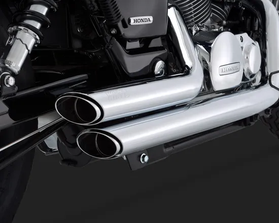 Vance Hines Shortshots Staggered Exhaust Pipe System Chrome