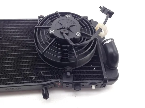 Radiator Cooling Front Fluid with Fan Aprilia RSV1000R 2019 x