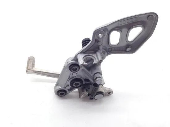 Right Rearset Brake Bracket Foot Peg 2000 Suzuki Hayabusa GSX1300R 2025