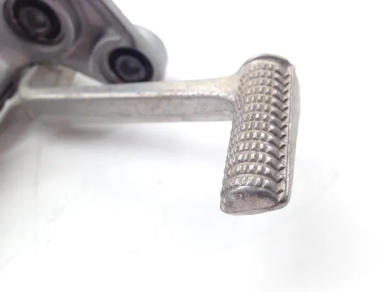 Right Rearset Brake Bracket Foot Peg 2000 Suzuki Hayabusa GSX1300R 2025