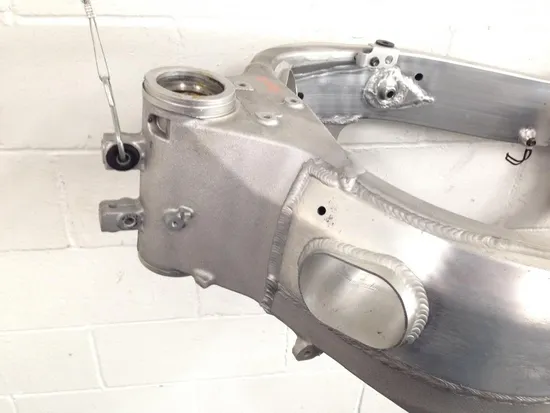 Main Frame Chassis CLN Ready To Go 2000 Suzuki Hayabusa GSX1300R