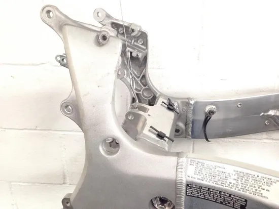 Main Frame Chassis CLN Ready To Go 2000 Suzuki Hayabusa GSX1300R