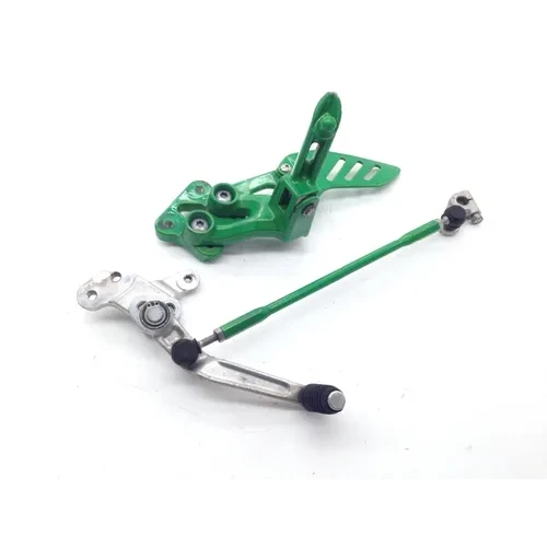 Left Side Rearset Shifter Bracket 2007 Suzuki GSXR600 2022 x 3