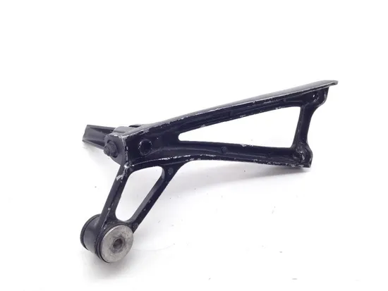 Right Rear Back Passenger Peg Bracket Side 2005 Yamaha YZF R6 2023A x