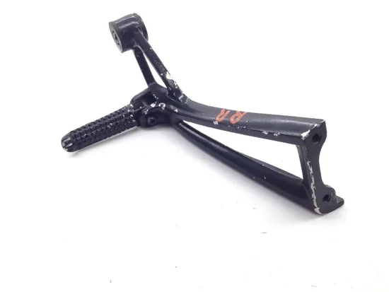 Right Rear Back Passenger Peg Bracket Side 2005 Yamaha YZF R6 2023A x