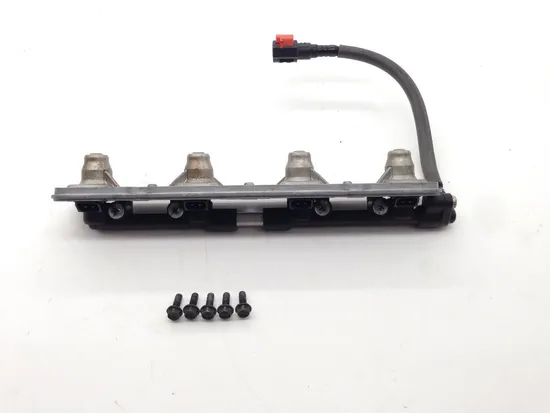 Engine Fuel Priming Rail 2005 Kawasaki Ninja ZX6R ZX636C 2024