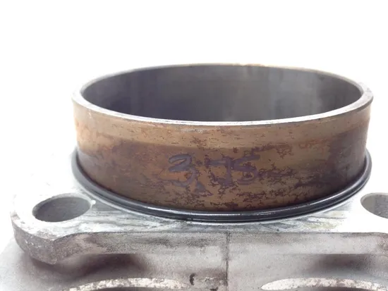 Front Rear Cylinder Jugs w Pistons 2003 Harley-Davidson Electra Glide FLHT 2038