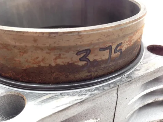 Front Rear Cylinder Jugs w Pistons 2003 Harley-Davidson Electra Glide FLHT 2038