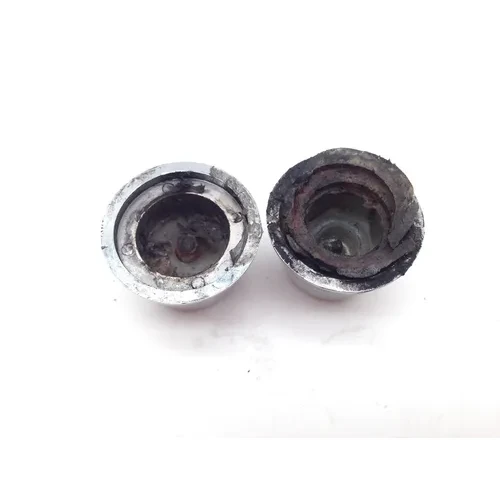 Front Wheel Axle Nut Covers 1992 Harley Electra Glide Ultra Classic FLHTCU 2048 6