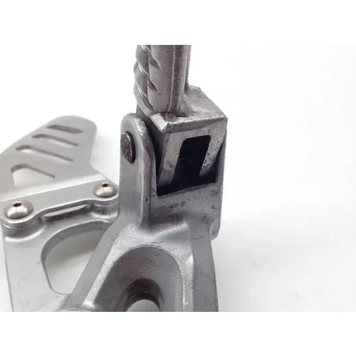 Left Side Rearset Bracket 2007 Suzuki GSXR600 2057 x 11