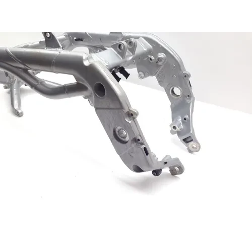 Main Frame Chassis 2001 Triumph Daytona 955i 1661A 15