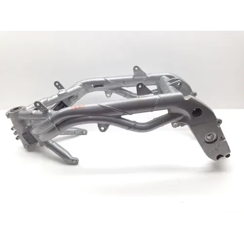 Main Frame Chassis 2001 Triumph Daytona 955i 1661A 11