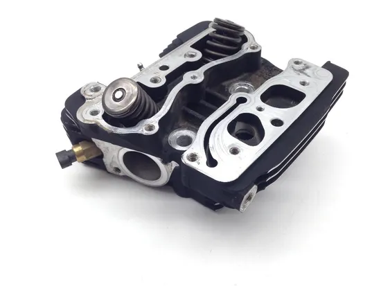 Front Rear Cylinder Head Set 2002 Harley Electra Glide Classic EFI FLHTCI 2076 x