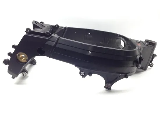 Main Frame Chassis 2004 Suzuki GSXR1000 2105 x