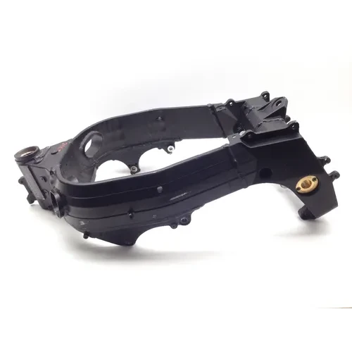 Main Frame Chassis 2004 Suzuki GSXR1000 2105 x 3