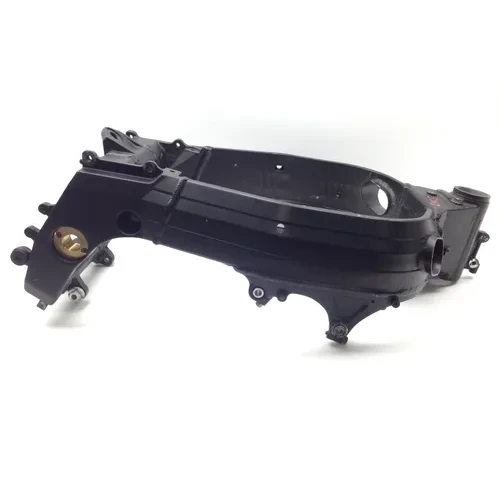 Main Frame Chassis 2004 Suzuki GSXR1000 2105 x 13