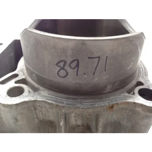 Engine Cylinder Jug 2005 Suzuki Quadsport Z400 LTZ400 2x4 2128 Parts 8
