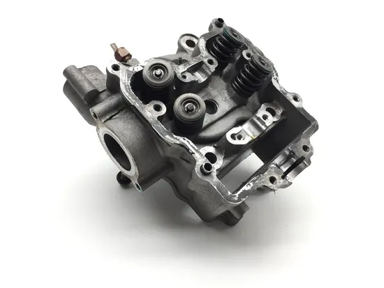 Engine Cylinder Head Complete W Valves 2002 Arctic Cat 400 4x4 EFI 2139