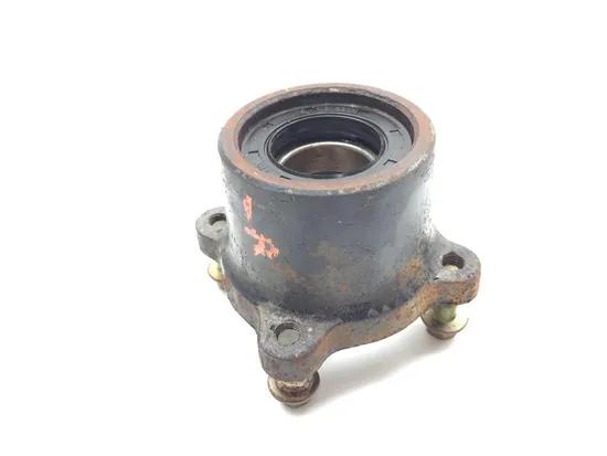 Left Driver Rear Wheel Spindle Knuckle  2002 Arctic Cat 400 4x4 EFI 2139